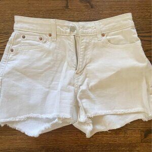 White High Waist Levi Shorts